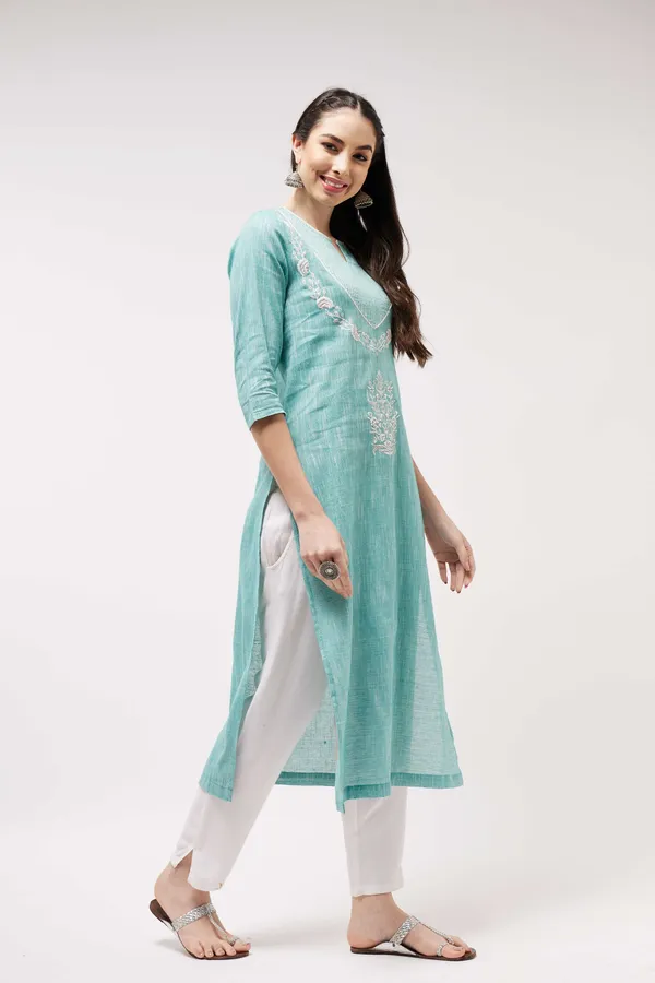 Chambray_Embroidered_Quarter_Sleeves_Kurta
