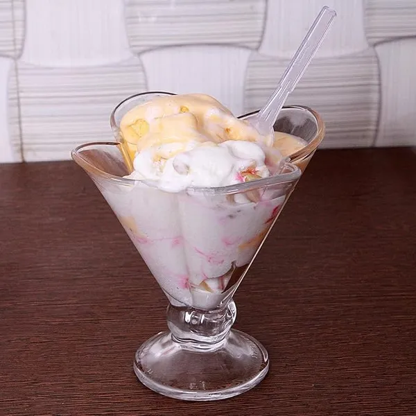 Transparent_Ice_Fruit_Glass_Bowls_-_150Ml_Cups_Dishes_For_Desserts_Milkshake_Fruit_And_Pudding_Serving_Bowls