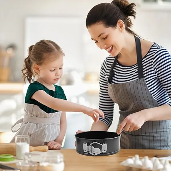 Carbon_Steel_Cake_Mould_Springfrom_Pan_With_Removable_Bottom__and_Easy_Release__Round_Cake_Pan_For_Baking_Cheesecake,_Deep_Dish_Pizza_|Set_of_3|