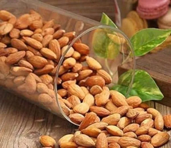 Transparent_Clear_1400_Ml_Round_Wooden_Lid_Glass_Jar_Food_Storage_Containers_Set_Airtight_Food_Jars_With_Kids_Kitchen_Canisters_For_Sugar_Candy_Cookie_Rice_And_Spice_Jars_((1.4_L)_(Set_Of_3)