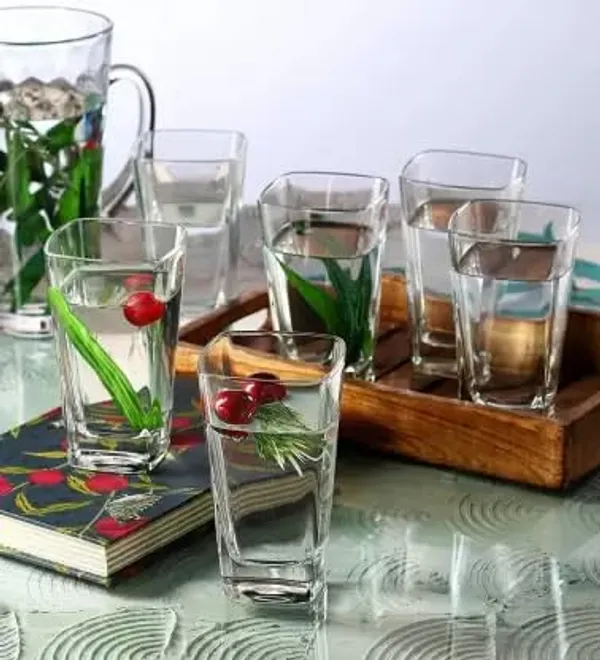 Transparent_Clear_Italian_Premium_Juice_And_Water_Glasses_Set_Of_4_300Ml_Drinking_Water_Glasses_Stylish_And_Crystal_Square_Highball_Glasses_For_Juice_Water_And_Cocktails