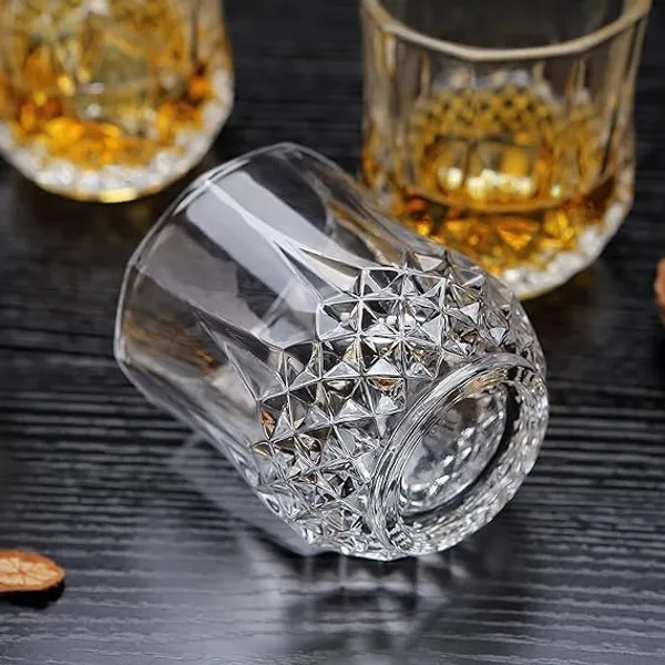 Transparent_Old_Fashioned_Drinking_Glasses_Tumbler_-_200Ml_Diamond_Crystal_Cut_Whisky_Glasses_For_Scotch_Bourbon_Cold_Drinks_And_Cocktail_Drinks_(Set_Of_6)