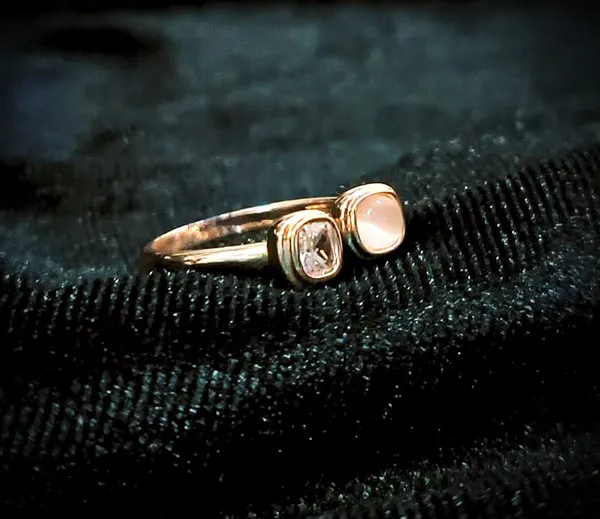 Golden_Dual_Glow_Adjustable_Ring_For_Women