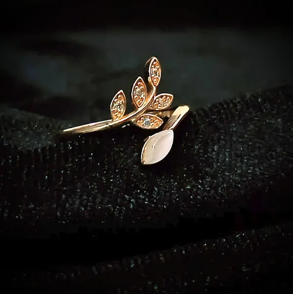 Golden_Ever_leaf_Adjustable_Ring_For_Women
