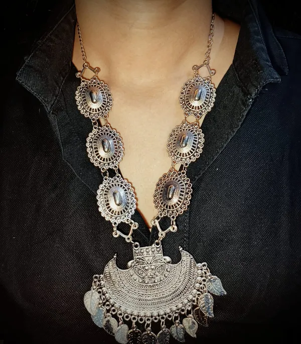 Silver_Oxidized_Oxidized_Silver_Choker_Necklace___Earring_Set_For_Women