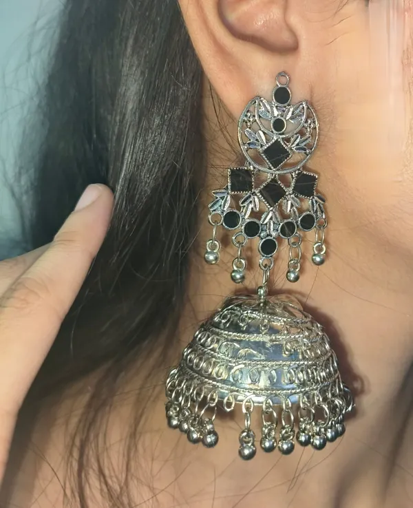 Regal_Noir_Jhumkas_For_Women