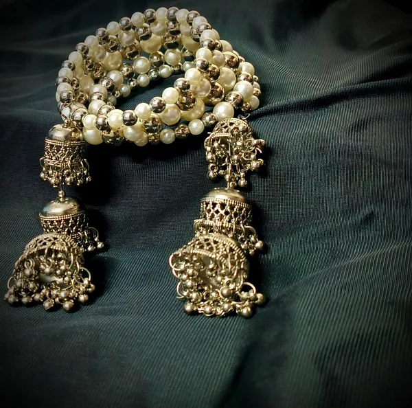 Pearl_Regal_Pearl___Silver_Bead_Bangle_With_Jhumka_Charms_For_Women