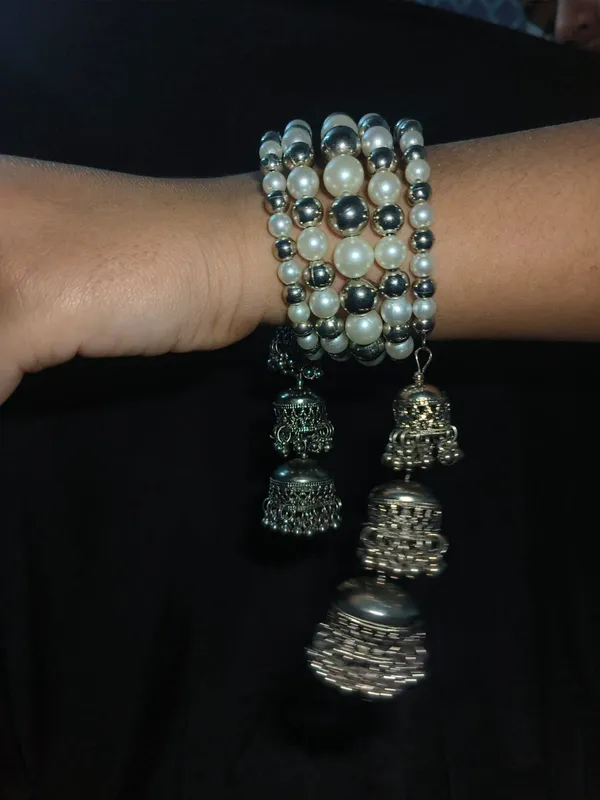 Pearl_Regal_Pearl___Silver_Bead_Bangle_With_Jhumka_Charms_For_Women