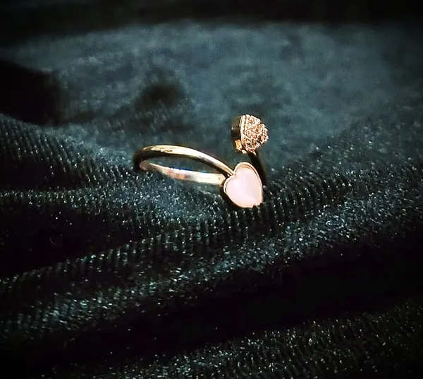 Sweetheart_Sparkle_Adjustable_Ring_For_Women