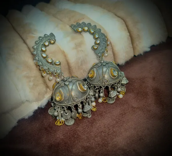 Vintage_Queen_Silver_Jhumka