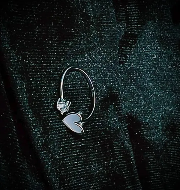 Silver_Charming_Heart_Adjustable_Ring_For_Women