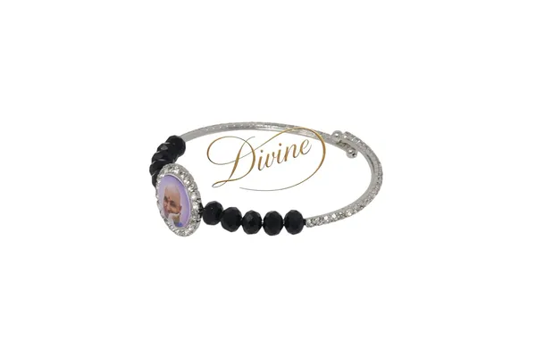 Jai_Guru_Ji_Kada_Bracelet_with_Divine_Photo_&_Elegant_Metal_Design_|_Spiritual_Protection_Wristband_for_Men_&_Women_|_Devotional_Gift_for_Faith_&_Meditation