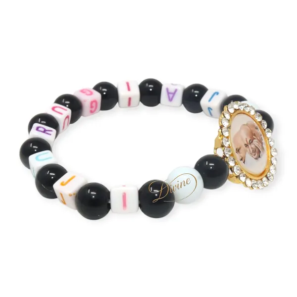 DIVINE_GURU_JI_Jai_Guruji_Swaroop_Alphabet_Bracelet_with_Jai_Guruji_Letter_Beads_|_Handmade_Spiritual_Kada_Bracelet_for_Men_&_Women_|_Devotional_Bracelet_&_Satsang_Gift