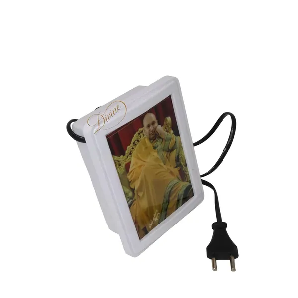Divine_GURU_JI_Jai_Guru_Ji_LED_Mantra_Jaap_Frame_Lamp_|_Spiritual_Chanting_Light_for_Puja_Room,_Meditation_&_Home_Temple_|_Devotional_Gift_Item