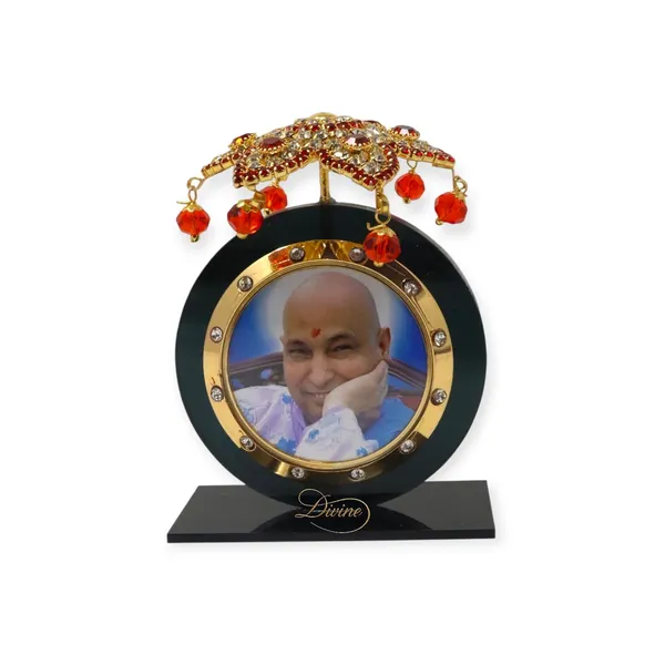 Divine_GURU_JI_Jai_guruji_Decorative_Idol_with_Umbrella_Design_|_Spiritual_Showpiece_for_Home_Temple,_Car_Dashboard_&_Office_|_Devotional_Gift_Item