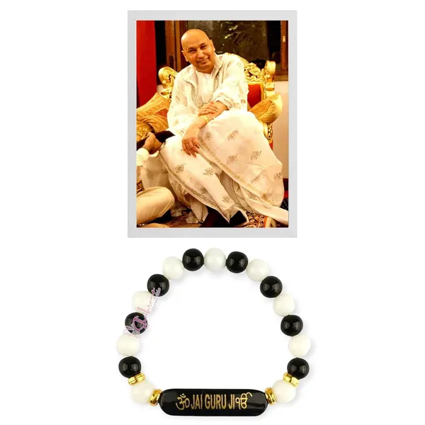 Shukrana_Blessings_Jai_Guruji_Crystal_Beaded_Black_and_White_Bracelet_with_Religious_Charm,_Clear_Crystals_and_Shining_Beads,_jai_Guru_Ji_Name_Plate_(Black-White)