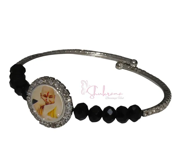 Shukrana_Blessings_Guruji_Bracelets_|_Guru_Ji_Bracelet_|_Guruji_Swaroop_Bracelets_with_Black_Crystals,_Silver-Tone_Finish,_Decorative_Oval_Photo_Frame