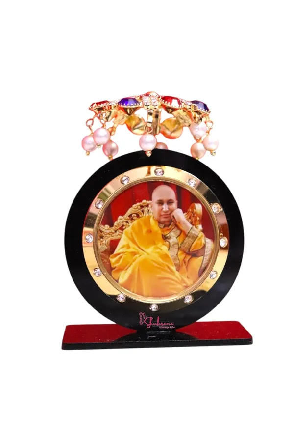 Shukrana_Blessings_Guruji_Photo_Swaroop_|_Guruji_Swaroop_Idol_Photo_Frame_for_Car_Dashboard_|_Spiritual_Dashboard_Frame_(Car-Dashboard-2)