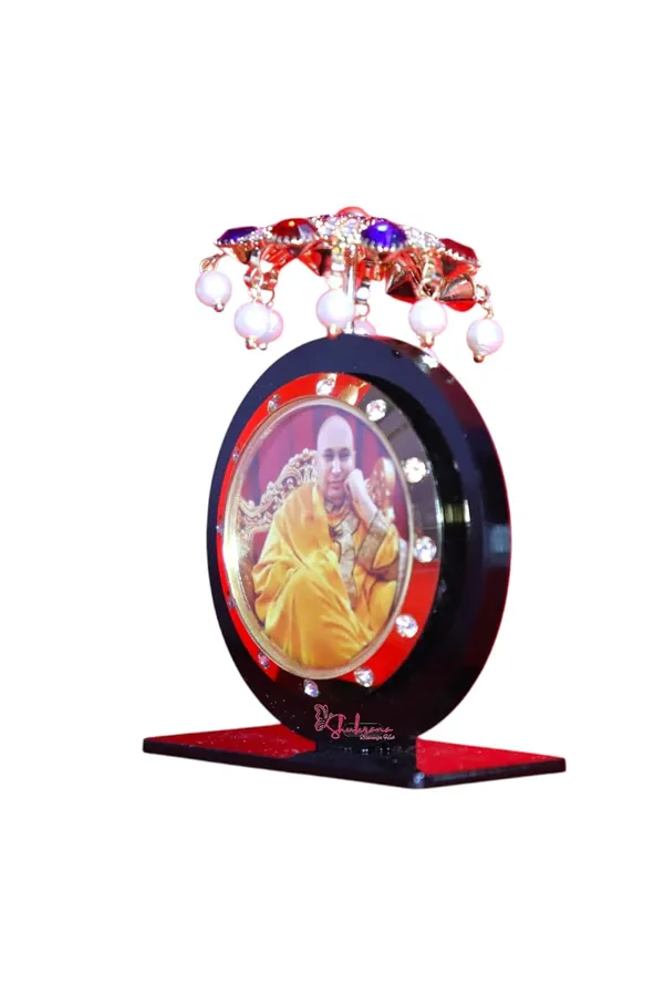 Shukrana_Blessings_Guruji_Photo_Swaroop_|_Guruji_Swaroop_Idol_Photo_Frame_for_Car_Dashboard_|_Spiritual_Dashboard_Frame_(Car-Dashboard-2)