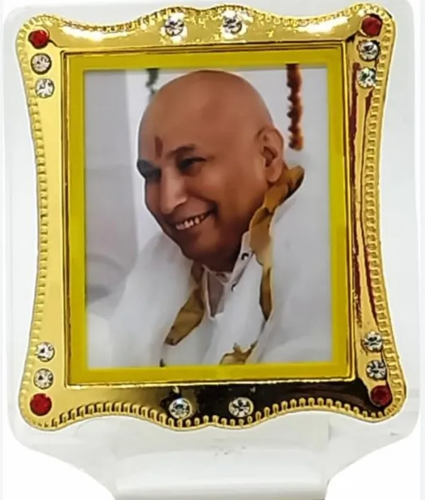 GURU_JI_Car_Dashboard_Idol_Multicolour_and_Golden_for_Pooja_Room