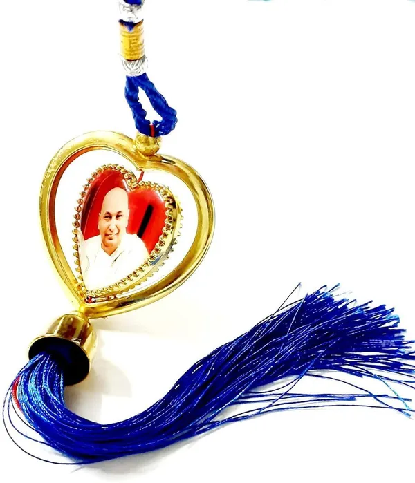 Bless_Guru_Ji_Car_Hanging_(Set_of_2)_with_Revolving_Swaroop_Both_Side/Long_Hanging_Threads_|_Car_Hanging/Wall_Hanging_for_Decor_for_Good_Vibes_&_Positivity_(Random_Colour)
