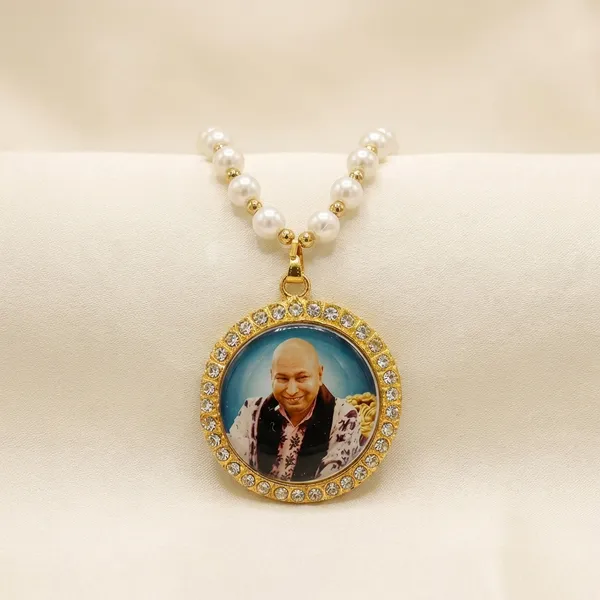 Guruji_Swaroop_Brass_Pendant_Locket_&_Mala