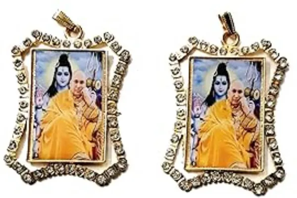 Set-2_GURU_JI_SWAROOP_designed_Golden_Metal_Pendant_&_2_Gold_Plated_Chains