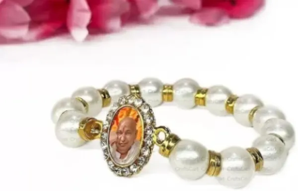 shukrana_Blessings_Hub_Plastic_Beads_Bracelet