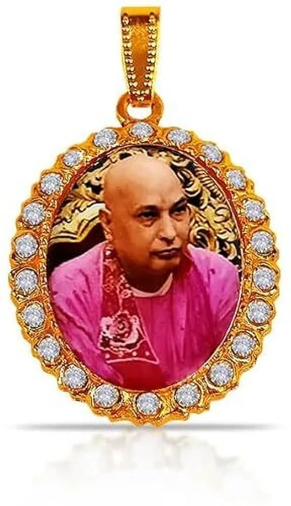 BLESSINGSHUB_Gold-plated_Diamond_Metal_Locket