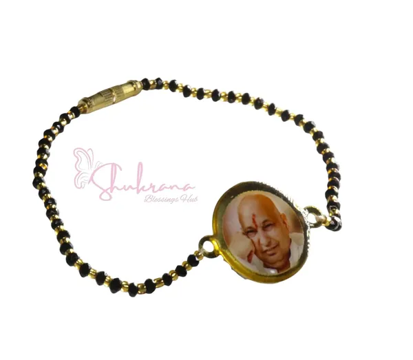 Shukrana_Blessings_Guruji_Bracelets_|_Guru_Ji_Bracelet_|_Guruji_Swaroop_Bracelets_–_Black_and_Gold_Beaded_Design_with_Magnetic_Clasp_and_Gold-Tone_Photo_Frame_(One_Piece)