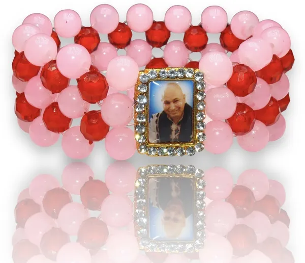 Jai_Guru_Ji_Maharaj_Handmade_4_Layer_Bracelets_for_Men_and_Women_|_Guruji_Bracelet_Swaroop_Blessing_of_Guruji_|_Guru_Ji_swaroop_Bracelet_(Pink_&_Red)
