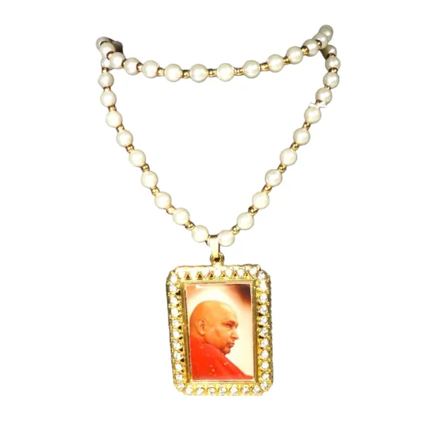Shukrana_Blessings_Jai_Guruji_Swaroop_Pendant_Locket_with_Mala_|_Jai_Guruji_Blessings_Necklace_for_Men_&_Women_|_Spiritual_&_Devotional_Jewelry_(Pendant-Locket-Mala1)