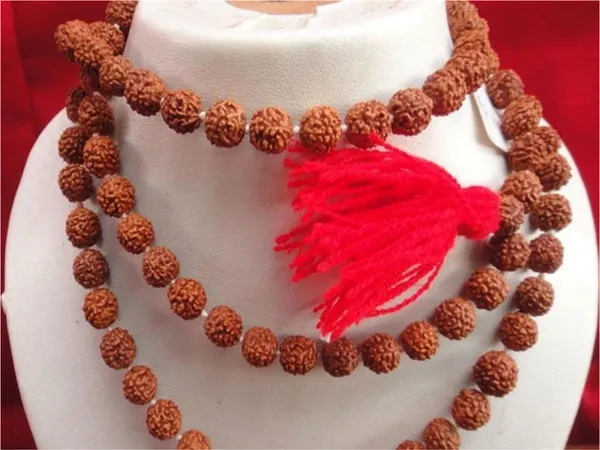 5_Mukhi_108_Beads_Rudraksha_Mala_for_Mantra_Jaap