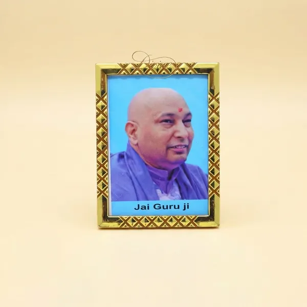 DIVINE_GURU_JI_Jai_Guru_Ji_Swaroop_Photo_Frame_9_x_6.5_cm_|_Golden_Border_Spiritual_Table_Frame_for_Home,_Office_&_Mandir_|_Devotional_Desk_Decor_&_Gift_Item