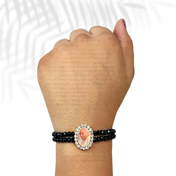 Jai_Guru_Ji_Maharaj_Handmade_2_Layer_Bracelets_for_Men_and_Women_|_Guruji_Bracelet_Swaroop_Blessing_of_Guruji_|_Guru_Ji_swaroop_Bracelet_(Black)