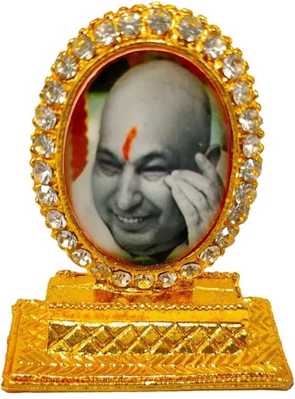 Guruji_Swaroop_Premium_Car_Dashboard_Showpiece_(Guruji_Face)