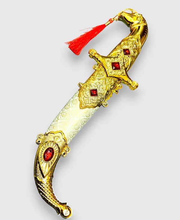 Golden_Stylish_Shining_Look_Made_of_Fibre_Plastic_Body_with_Non_Sharp_Iron_Blade_(8_Inch)
