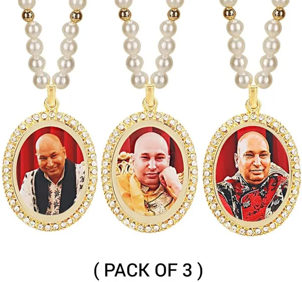 GuruJi_Swaroop_Photo_Car_Hanging_Oval_Shape_Diamond_Nug_Pendant(pk-3)