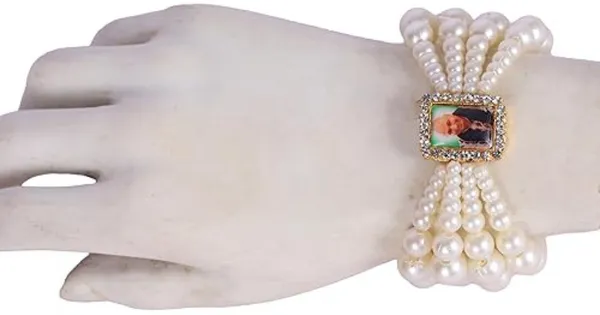 Blessings_Guruji_Swaroop_Divine_Multi-Layer_Pearl_Bracelet-_Guruji_Blessings_Jai_Guruji_(Pack_Of_1)