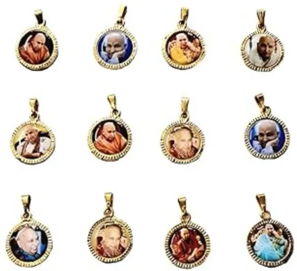 Round_Golden_Double_Sided_Guruji_Swaroop(set-12)_with_4_gold_plated_chain