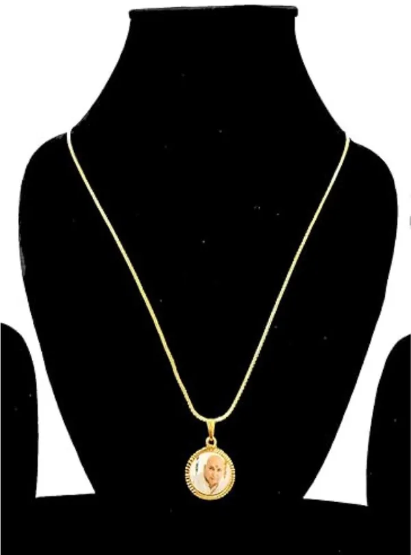 Round_Golden_Double_Sided_Guruji_Swaroop(set-12)_with_4_gold_plated_chain