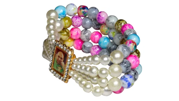 Jai_Guru_Ji_Maharaj_Handmade_Bracelets_for_Men_and_Women_|_Guruji_Bracelet_Swaroop_Blessing_of_Guruji_|_Guru_Ji_swaroop_Bracelet_(Multi)