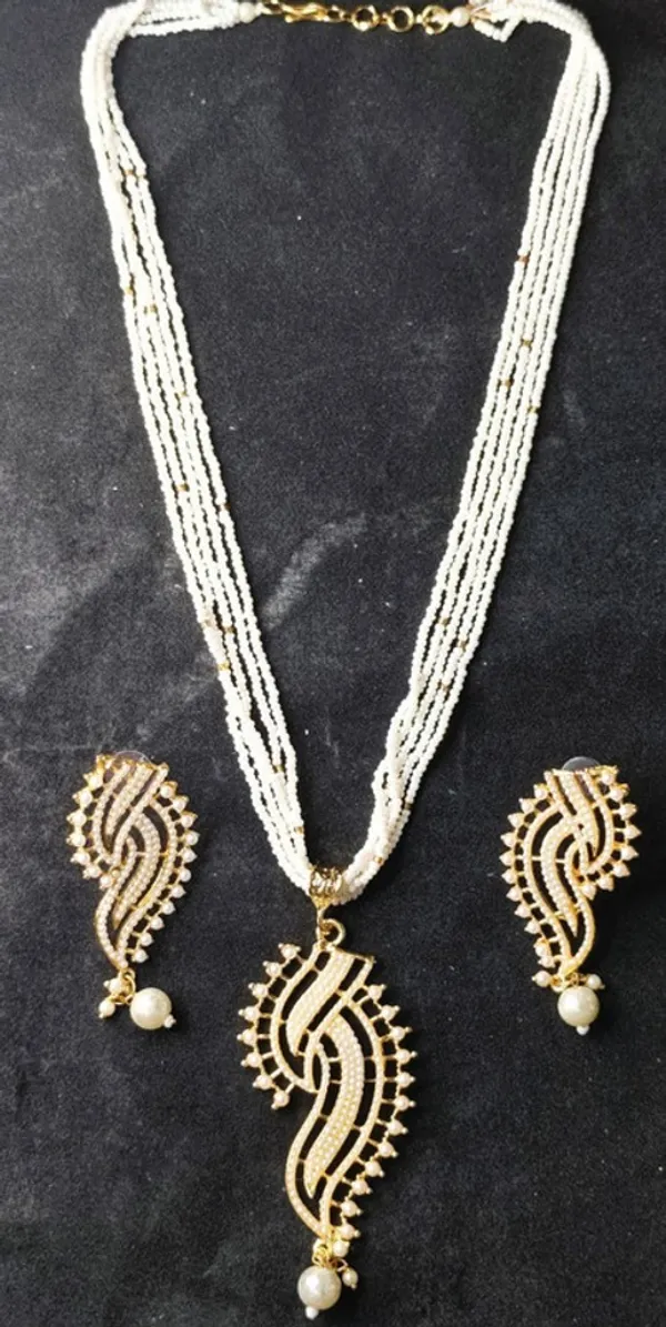 White_Premium_Alloy_Earrings_&_Necklace_Jewellery_Set_For_Women_(Pack_Of_2)