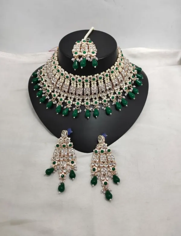 Green_Premium_Alloy_Necklace_With_Earrings_&_Maang_Tikka_Jewellery_Set_For_Women_(Pack_Of_3)