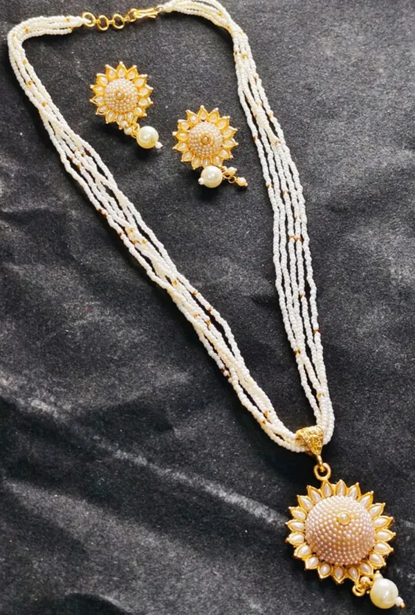 Gold_Premium_Alloy_Earrings_&_Necklace_Jewellery_Set_For_Women_(Pack_Of_2)