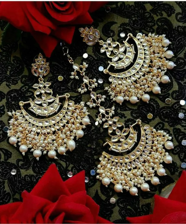 Green_Premium_Alloy_Earrings_&_Maang_Tikka_Jewellery_Set_For_Women