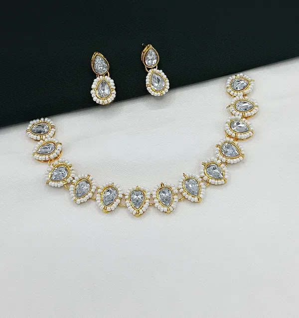 White_Gold-plated_Necklace__Earring_&_Maang_Tikka_Set__For_Women