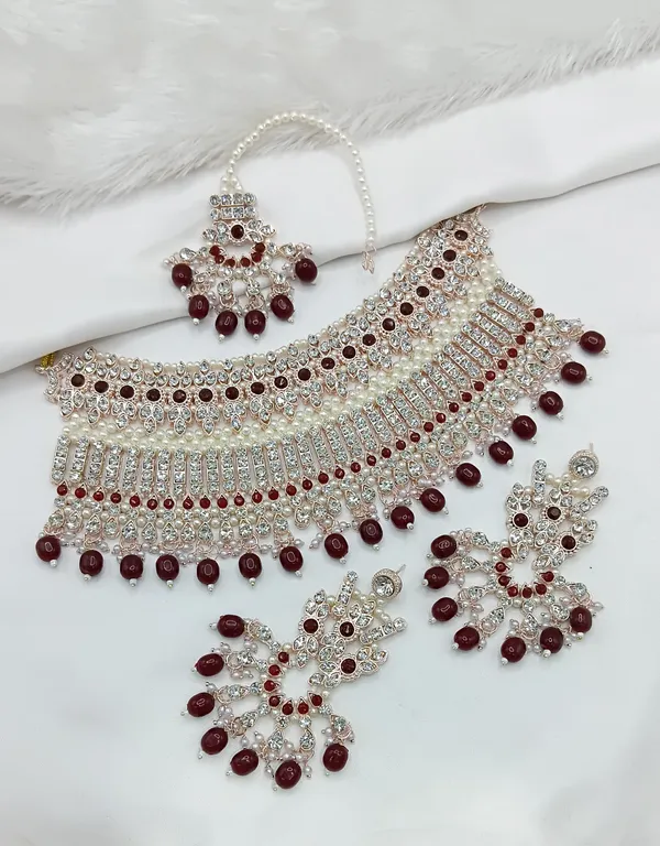 Red_Gold-plated_Necklace__Earring_&_Maang_Tikka_Set__For_Women