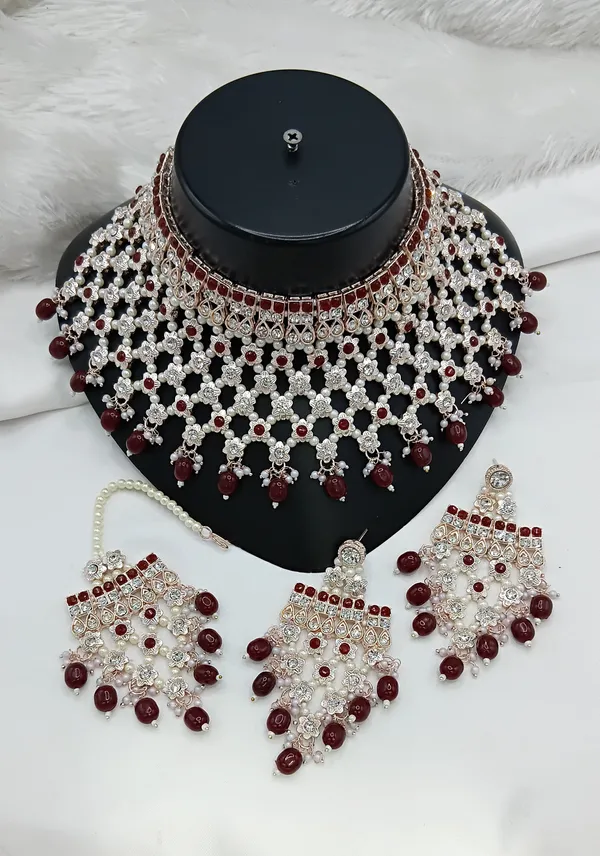 Maroon_Gold-plated_Necklace__Earring_&_Maang_Tikka_Set__For_Women