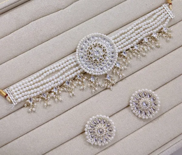 White_Gold-plated_Necklace__Earring_&_Maang_Tikka_Set__For_Women